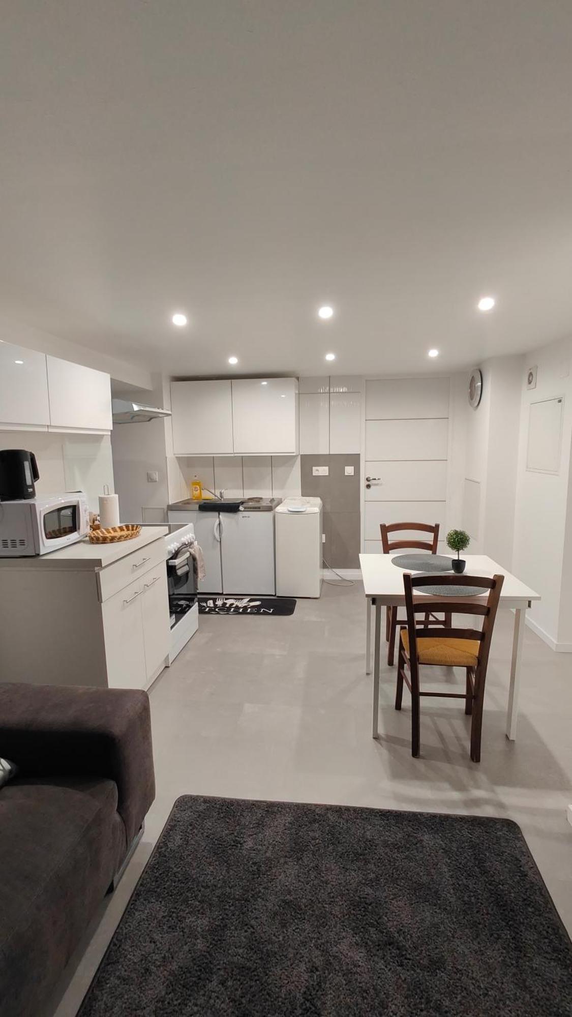 Bel Appartement F2 Entierement Renove Селеста Екстер'єр фото